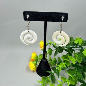 Genuine Vintage Shell Spiral Dangle Earrings
